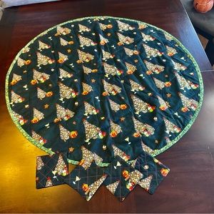Round Quilted Table Topper